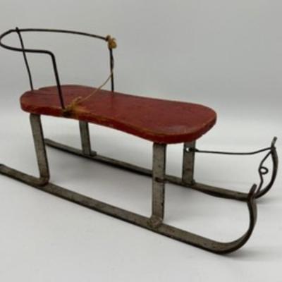Vintage Antique Doll Sled

Charming doll sled perfect for setting with your collection. Measures 12 x 4.5 x 6.5