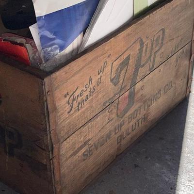 Vintage 7 Up wooden crate 