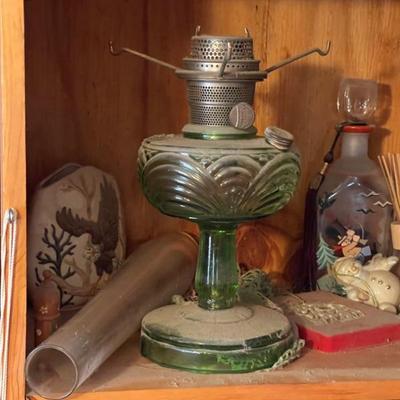 Aladdin Vaseline glass lamp