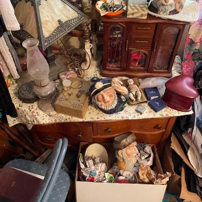 Even oversized collector Toby mugs