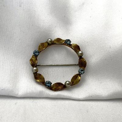 Vintage Wreath Form Gold Vermeil Sterling Pin With Seed Pearls & Aquamarine Stones
