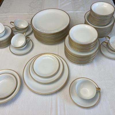 Midcentury Noritake "Bradford" Gold-Rimmed Dinner Service, Complete 7-Piece Service For Nine Plus