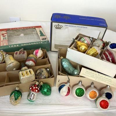 Excellent Collection of Midcentury Glass Christmas Tree Ornaments