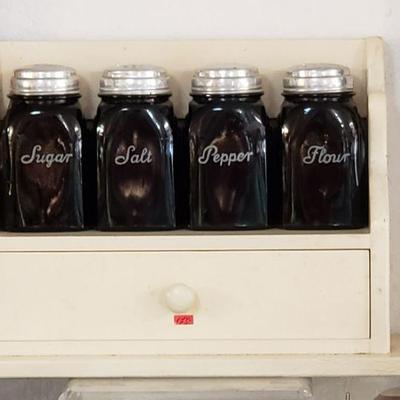 Black glass condiment set w/shelf