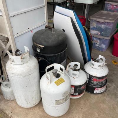 Propane Gas tanks