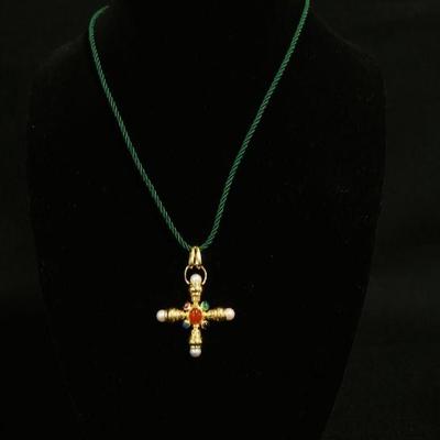 1214	14 KT YELLOW GOLD CROSS, 9.55 DWTS & CONTAINING 4 CULTURED AKOYA PEARLS & 5 CABOCHON CUT MULTI COLORED STONES, CROSS IS ON GREEN...