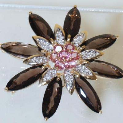 1188	14K YELLOW GOLD FLORAL BROOCH PIN W/ EIGHT MARQUISE CUT SMOKEY QUARTZ, SEVEN ROUND CUT PINK TOURMALINE & APP. 0.04 CARATS OF...