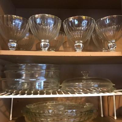glass baking dishes and ice cream cups
