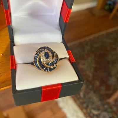Very Pretty Diamond Cocktail RIng