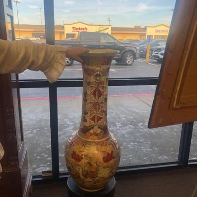 Nice Asian Antique Floor Vase. 