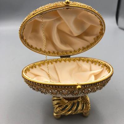 Beautiful Crystal gilt Fabrege Antique egg