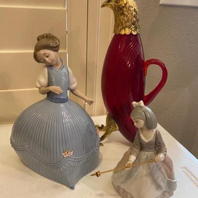 BEAUTIFUL ANTIQUE PORCELAIN FIGURNINE, GOLD CRANBERRY ANTIQUE BIRD DECANTER