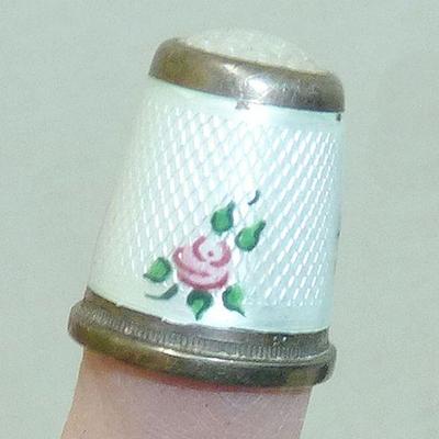 marked Sterling thimble
