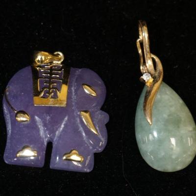1113	JADE W/14K YELLOW GOLD TRIM, INCLUDES ELEPHANT PENDANT & ONE INDIVIDUAL EARRING
