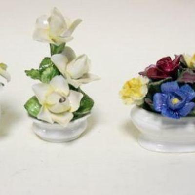 1227	5 HAND PAINTED CHINA FLOWERS INCLUDING AYNSLEY, ROYAL ADDERLEY AND RADNOR STAFFORDSHIRE, TALLEST APPROXIMATELY 5 1/4 IN

