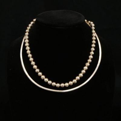 1095	2 STERLING SILVER NECKLACES, ONE CUFF, HAS DENT & ONE BEAD, 1.890 OZT, APPROXIMATELY 18 IN LONG
