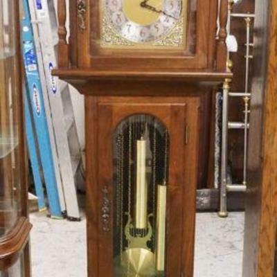 1028	CHERRY CASE GRANDFATHERS CLOCK, APPROXIMATELY 19 IN X 11 IN X 71 IN HIGH
