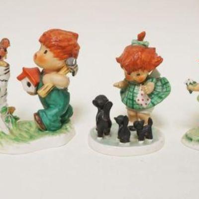 1083	GROUP OF 5 GOEBEL RED HEADS FIGURINES, APPROXIMATELY 5 IN HIGH
