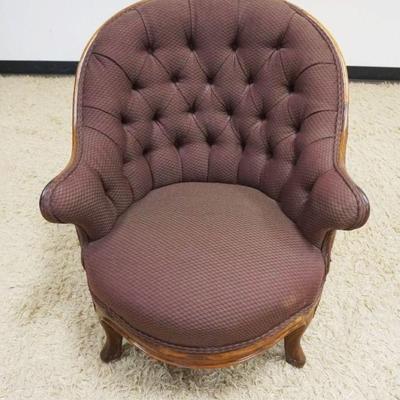 1052	VICTORIAN UPHOLSTERED ARMCHAIR W/TUFTED BACK
