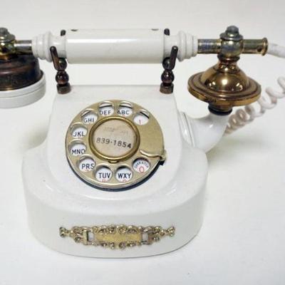 1240	FRENCH STYLE ROTARY PHONE
