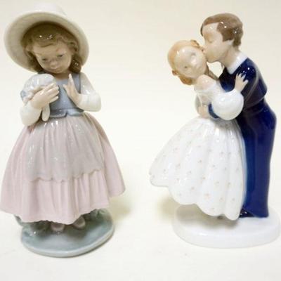 1229	LLADRO AND B&G FIGURINES, APPROXIMATELY 9 IN H
