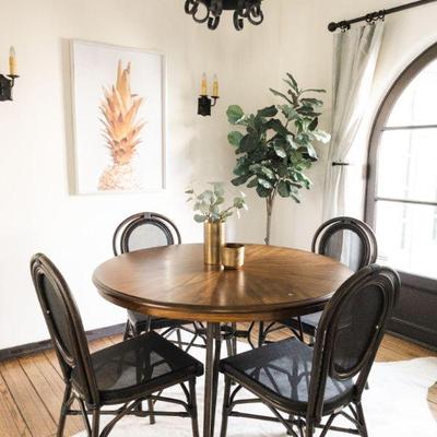 Wood and metal round dining table 