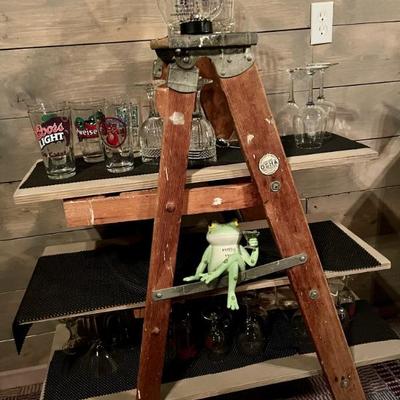 Ladder bar.