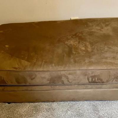 Excellent ottoman!