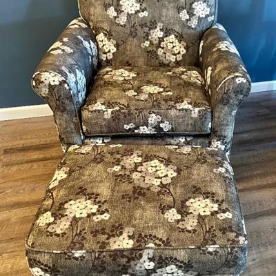 Like new, pristine chair & ottoman. Gorgeous!