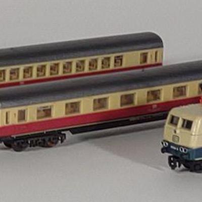 Lima DB Locomotive & Passenger Train Set N Gauge