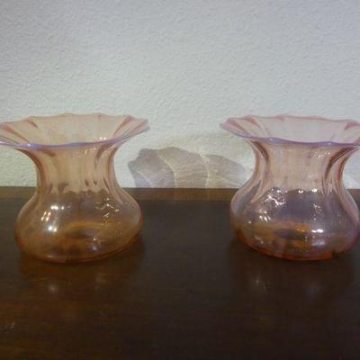 Antique Late 19th-Early 20th Century Pair of Pastel Pink Vases - Slight Opalescent Edge