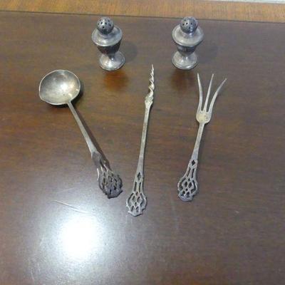 Antique (Possibly Victorian) Reticulated Sterling Silver Serving Pieces and Individual Salt & Pepper Shakers