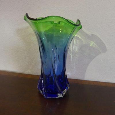 Swirl Bluerina Ruffle Top Vase