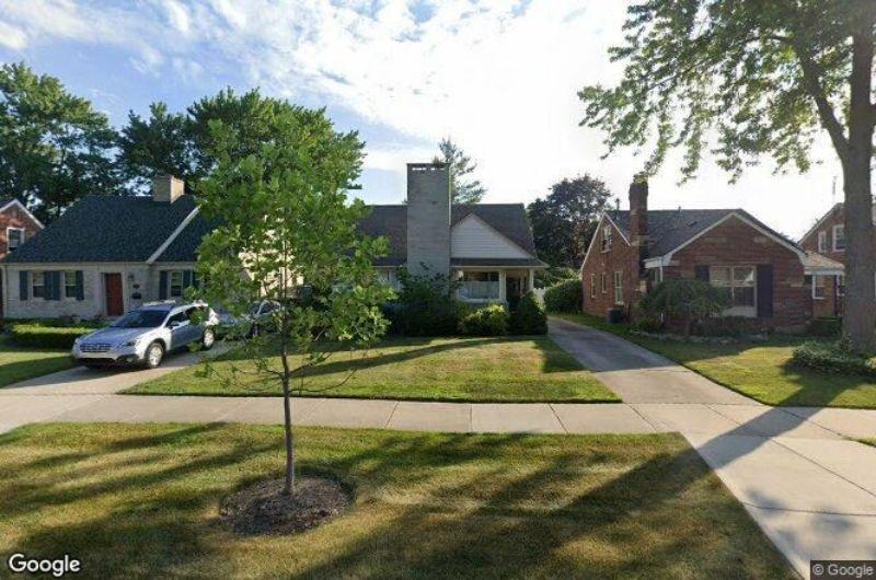 Grosse Pointe Woods Estate Sale