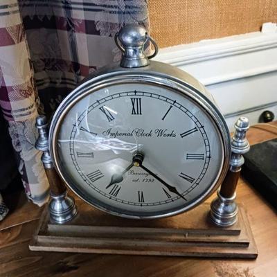 Imperial Clock Works mantel clock. 