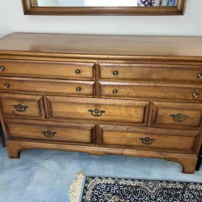 Cushman Colonial Creation Traditional Maple 9-Drawer DresserÂ 
