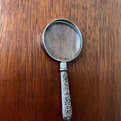 Kirk & Son Repousse Sterling Silver Handled Petite Magnifying GlassÂ 
