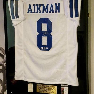 Troy Aikman Autographed Jersey | Stats | JSA Certified
Framed
