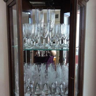 MFE007 Mystery Lot Of Glassware
