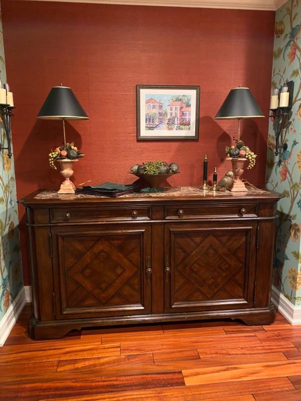 RIVER HILLS ESTATE SALE!