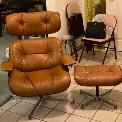 Vintage Mid Century Modern Selig Chair Danish Scandinavian and European modern style.
