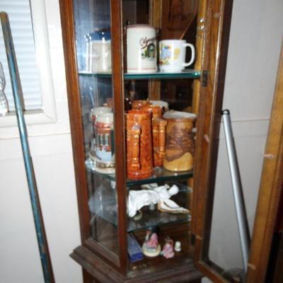 Lighted China upright cabinets (3)