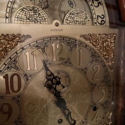 Emperer Grandfather Clock $250    This item is available for PRESALE.  Please text photo to 760-668-0554 to purchase.  We accept Zelle