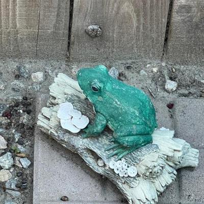 Item not available for pre sale.  Available day of sale only