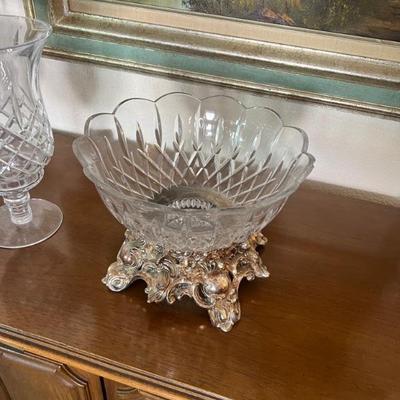 Item not available for pre sale.  Available day of sale only