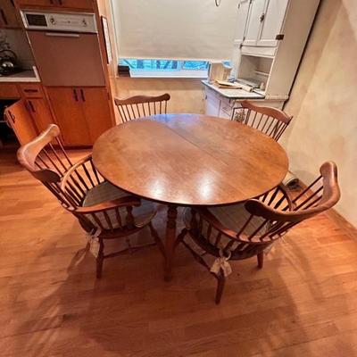 Ethan Allen dining table 