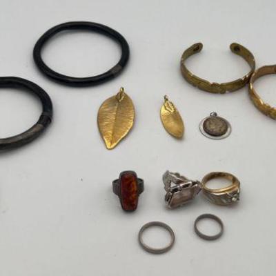 KPT039-Vintage Costume Jewelry Lot