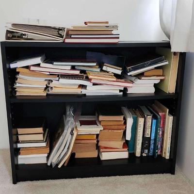 KPT030 - Books And A Bookshelf 