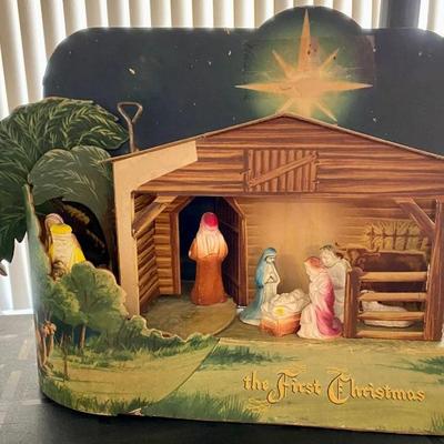 Key wind nativity set