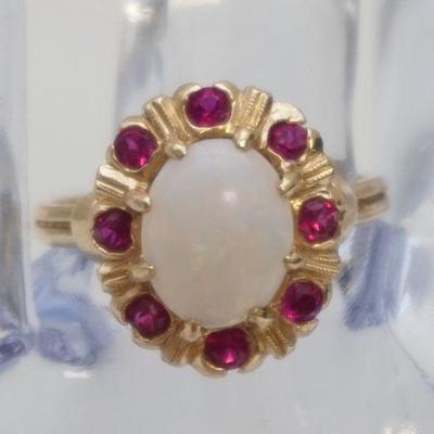 14KT GOLD OPAL & RUBY RING (SZ 6.5)